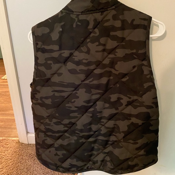 Mud Pie Vest - Picture 3 of 3